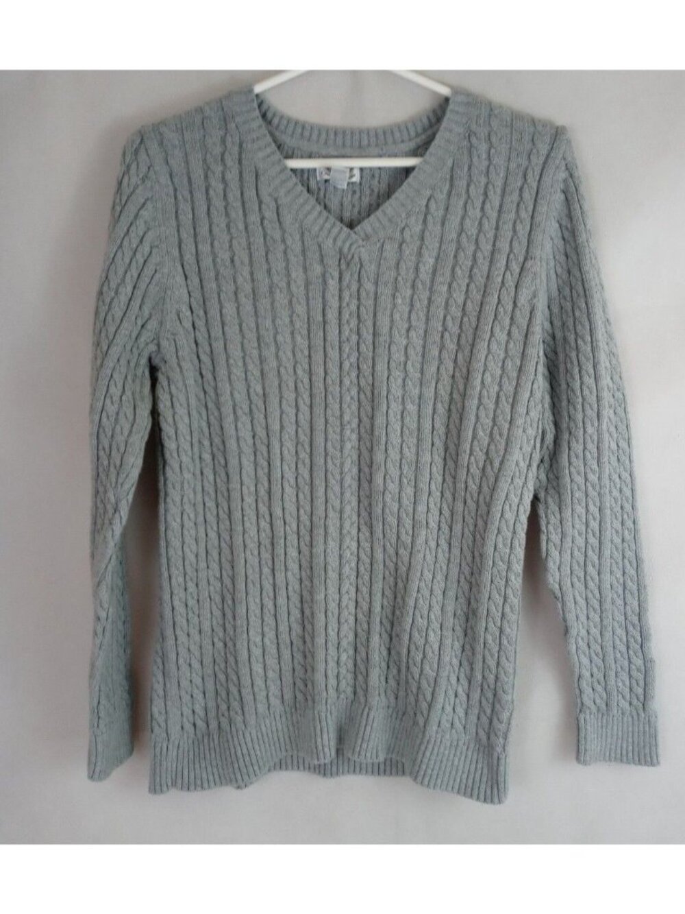 Croft & Barrow Women's Gray V-Neck Cable Knit Sweater Size Large